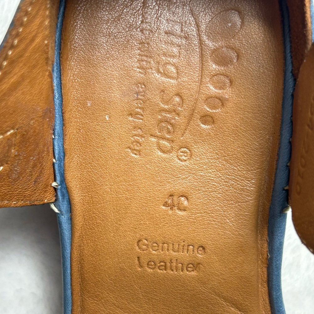 Spring Step IRIN Blue Leather Etched Design T-Strap Sandals with 2” Heel Size 9 - Picture 12 of 12